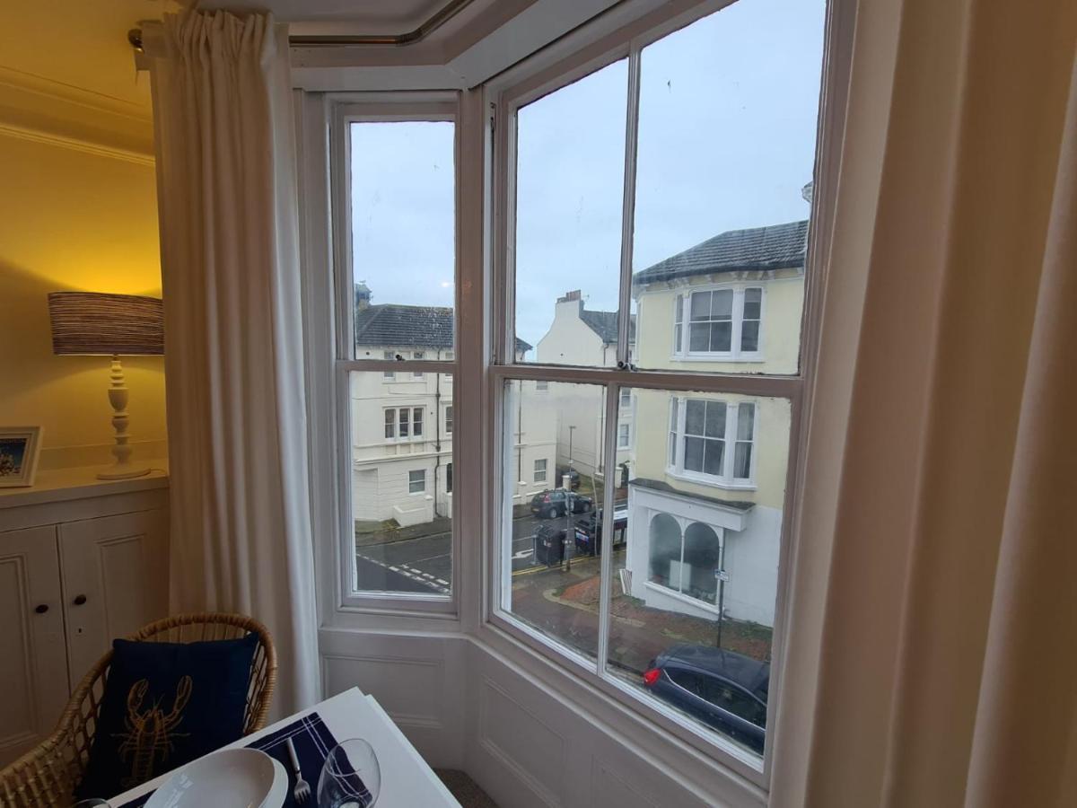 Centrally Located, Comfortable Apartment Near Station, Beach And North Laines Brighton Exteriör bild
