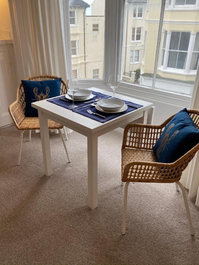 Centrally Located, Comfortable Apartment Near Station, Beach And North Laines Brighton Exteriör bild